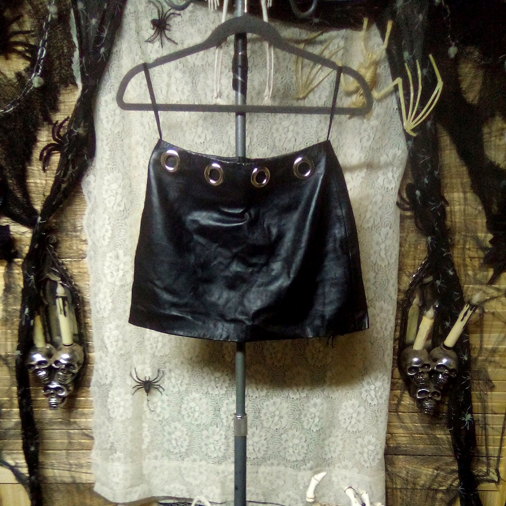 Cache Black Leather Mini Skirt Silver Detail